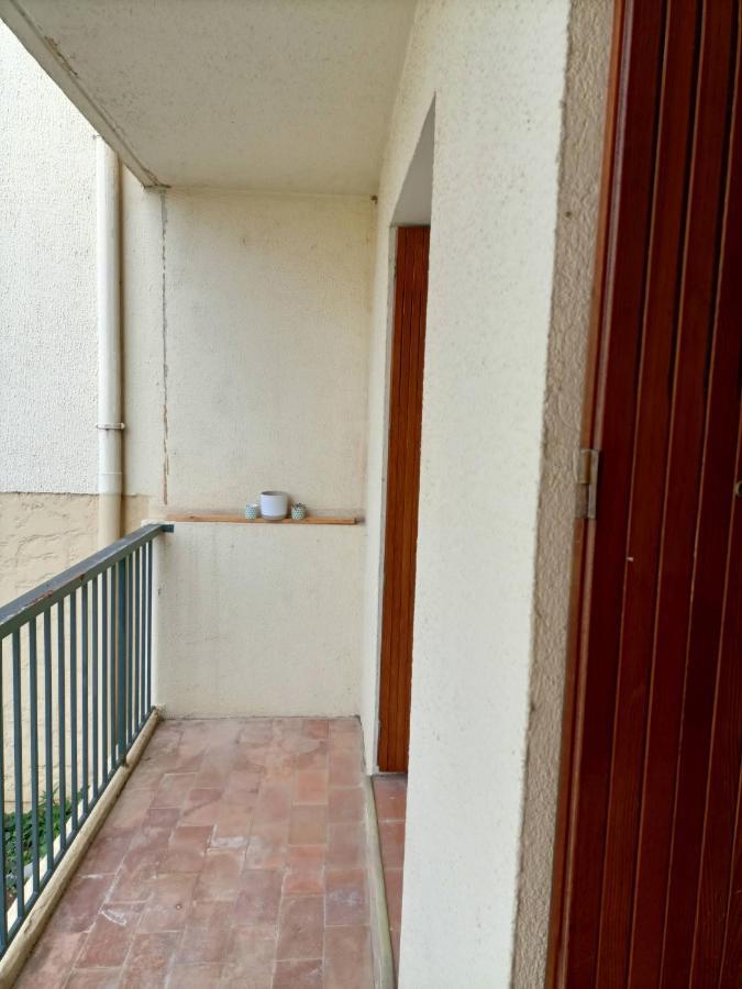 Appartement Proche Mer Avec Terrasse Et Jardin Privatif 히에레 외부 사진