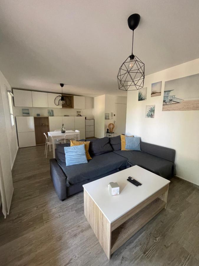Appartement Proche Mer Avec Terrasse Et Jardin Privatif 히에레 외부 사진